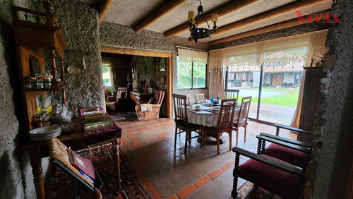 Casa En Arriendo De 7 Dorm. En Curicó