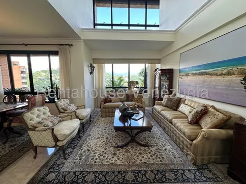 Venta De Penthouse Los Samanes