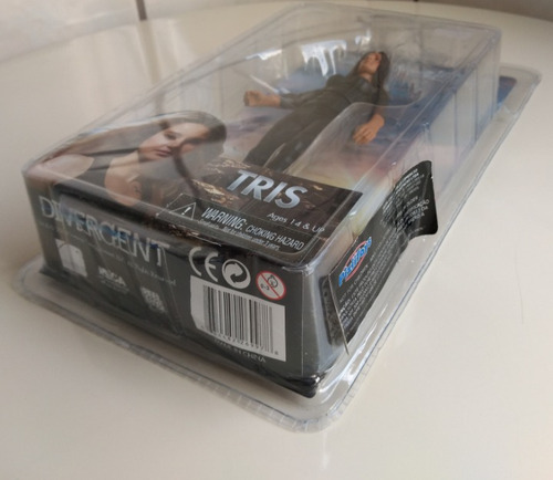 Divergent Tris (beatris Prior) - Action Figure Original Neca