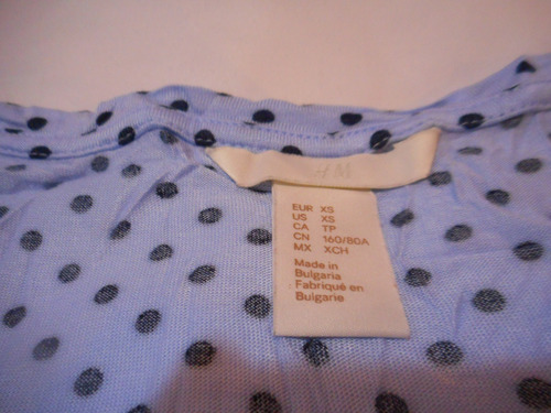 Remera Hym Celeste Lunares Azules Talle Xs