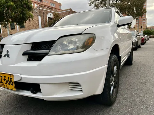 Mitsubishi Outlander 2.4