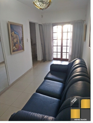 Imagen 3 de 14 de Casa En Venta En Lanus Oeste