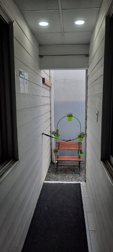 Imagen 9 de 27 de Casa De Esquina Remodelada 4 Años