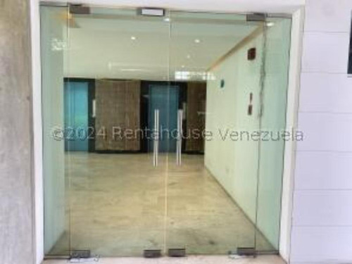24-23253 Espectacular Y Moderno Edificio En San Marino