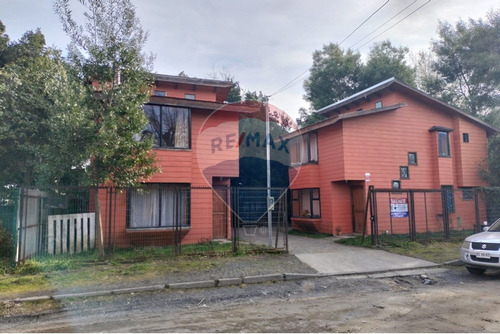 Casa En Arriendo Pucón: Mascotas Bienvenidas