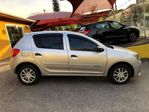 Imagem 5 de 12 de Renault Sandero 1.0 Authentique 16v Flex 4p Manual