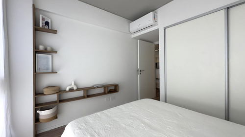 Departamento En Venta En San Telmo, A Estrenar, Luminoso Con Balcón Y Amenities.