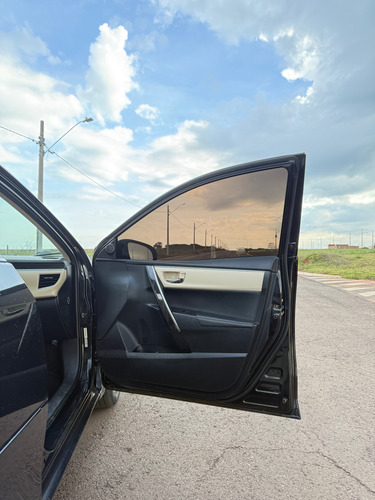 Toyota Corolla 2.0 16v Altis Flex Multi-drive S 4p
