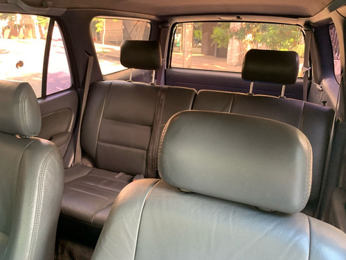 Toyota SW4 3.0 5p