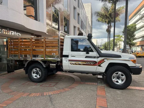 Toyota Land Cruiser Grj79 4.0 Gasolina
