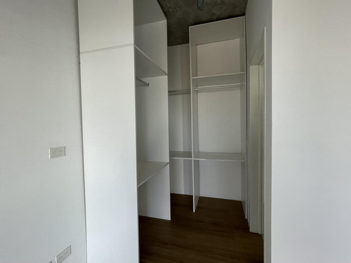 Venta Departamento 2 Amb. Al Fte. En Haedo A Estrenar
