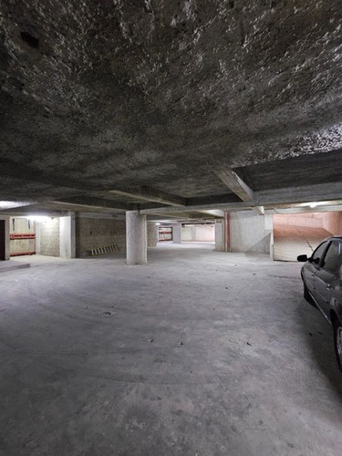 Edificio Comercial En Venta 3.400 M2 - Urb. Las Mercedes