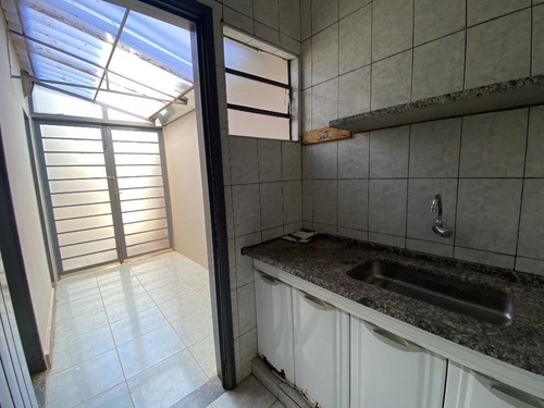 Imagem 28 de 30 de Casa Com 4 Dormitórios Para Alugar, 316 M² Por R$ 2.100,00/mês - Centro - Brodowski/sp - Ca0977