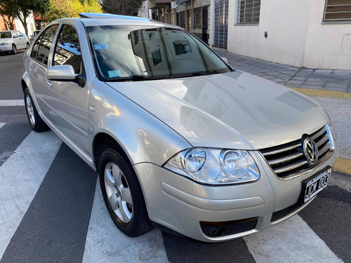 Volkswagen Bora 2.0 2010
