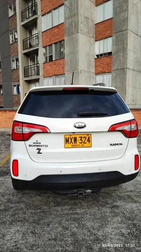 Kia Sorento Radical 4x4 Automática
