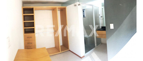 Renta Casa Estilo Loft Remodelada Con Vigilancia Y Servicios Incluidos
