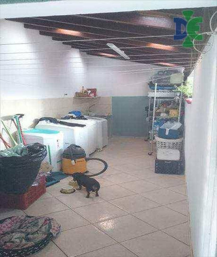 Sobrado Com 3 Dormitórios À Venda, 280 M² Por R$ 650.000 - Parque Dos Príncipes - Jacareí/sp - So0048