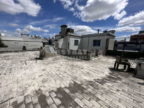 Imagen 16 de 17 de Casa En Venta De 3 Dormitorios En La Blanqueada (ref: Ast-2918)
