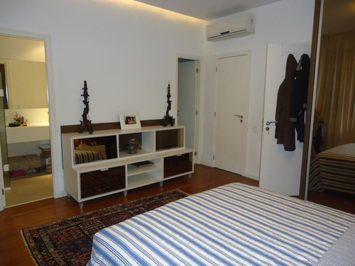 Imagem 20 de 30 de Cobertura Triplex Com Elevado Panorâmico, Reformada Em Ipanema - 11570