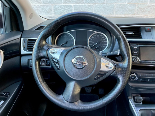 Imagen 13 de 14 de Sentra Advance 2019