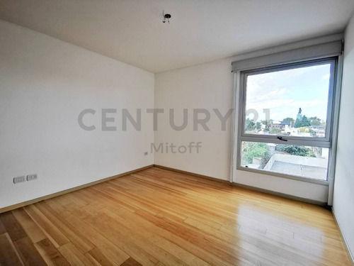 Imagen 15 de 27 de Departamento En Venta De 2 Dormitorios Con Cochera En La Plata