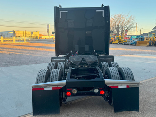 2015 Peterbilt 579 Cummins 13 Cambios