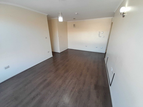 Como Nuevo 2 Dormitorios, 2 Baños (93710)