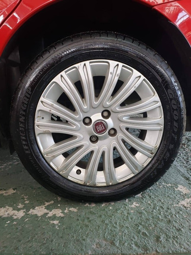Imagem 9 de 10 de Fiat Grand Siena 1.6 Mpi Essence 16v Flex 4p Manual