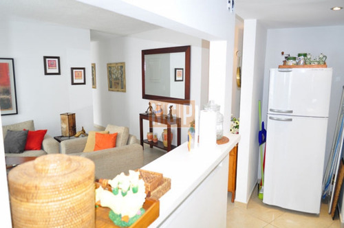 Edificio Torre O En Playa Brava En Exclusividad !!!!!!!!- Ref: 11353