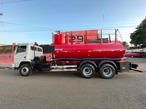 Imagem 14 de 15 de Caminhao Tanque Mb 2729