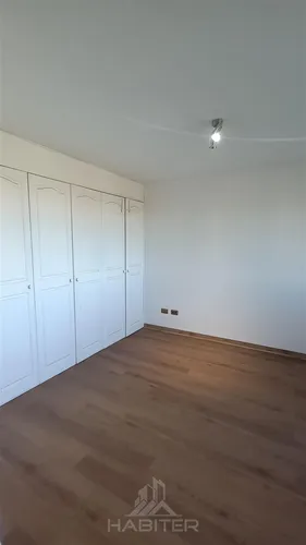Departamento En Venta De 2 Dorm. En Los Angeles
