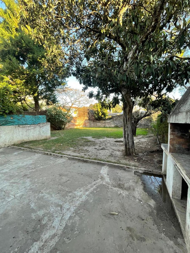 Casa 3 Amb En Tigre Residencial Con Jardin Enorme!! Mucho Pontencial!
