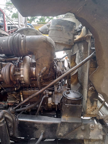 Imagen 14 de 16 de Mack R-600 Chuto