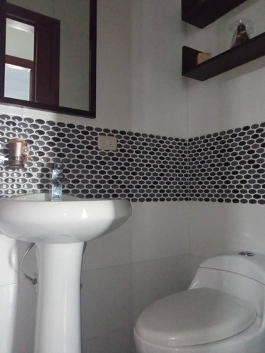 Imagen 18 de 20 de Thownhouse En Venta