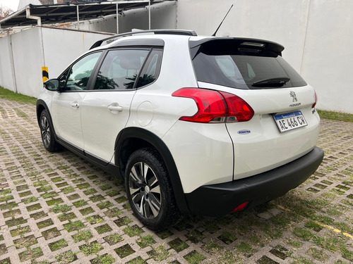 Peugeot 2008 1.6 Feline Tip