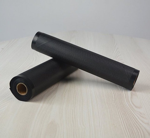 Imagen 4 de 7 de 1 Rollo Vacio Gofrado Transp-negro 25x500cms Oster Foodsaver