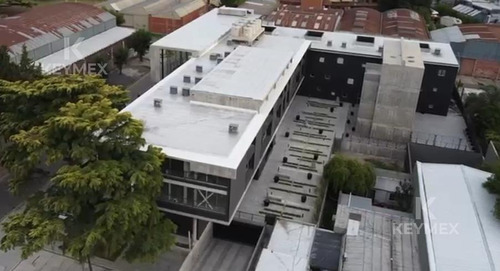Oficina Con Cochera - Pilar - Art Gallery Office
