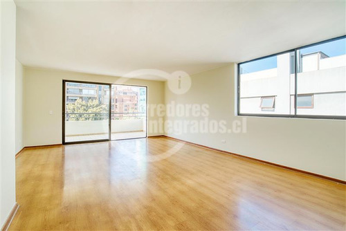 Amplio Depto. En Venta, Las Condes, Presidente Riesco,