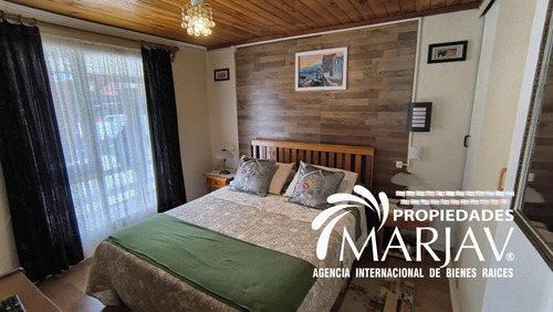 (cód 8000) Propiedad Urbana 653m2 + Casa +3 Cabañas Com