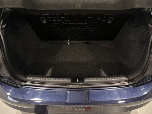Volkswagen Polo 1.6 Msi Trendline At