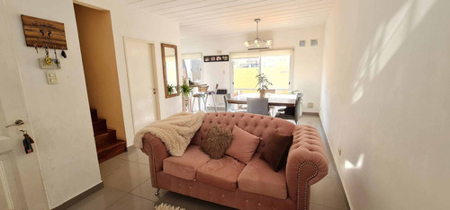 Imagen 3 de 23 de Venta Duplex 4 Amb Con Cochera - Aires De Quilmes