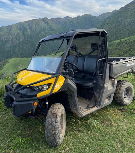 Can Am Defender