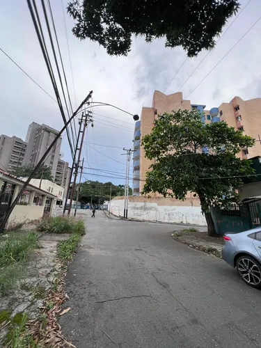Casa En Los Nisperos En Venta