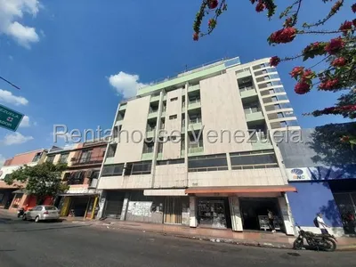Edificio en alquiler