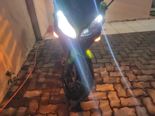Imagem 8 de 13 de Kawasaki Ninja 650 Abs