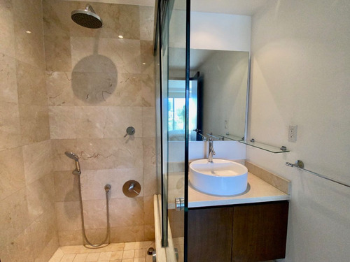 Departamento Con Gran Vista En Campos Eliseos Esquina Arquim