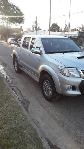 Imagen 1 de 8 de Toyota Hilux 3.0 Cd Srv Cuero I 171cv 4x2 2012