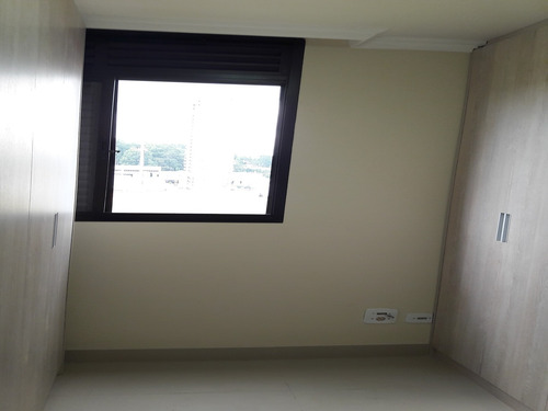 Imagem 9 de 12 de Ótimo Apartamento Totalmente Reformado No Top Village! - Ap03206 - 70140333