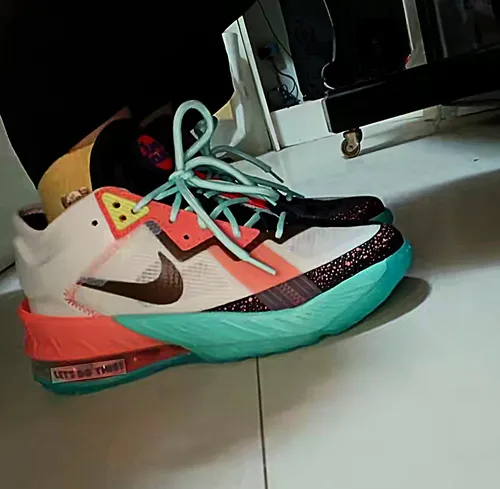 Nike LeBron 18 Low Tune Squad シューズ Nike Lebron 18 Low X Space Jam Tune Squad | MercadoLivre