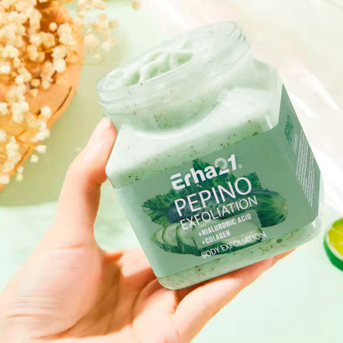 Exfoliante Corporal Diler De 350ml Fórmula Con Colágeno Y Ácido Hialurónico Para Piel Suave Limpia Y Revitalizada De Uso Diario O Semanal Aroma Pepino